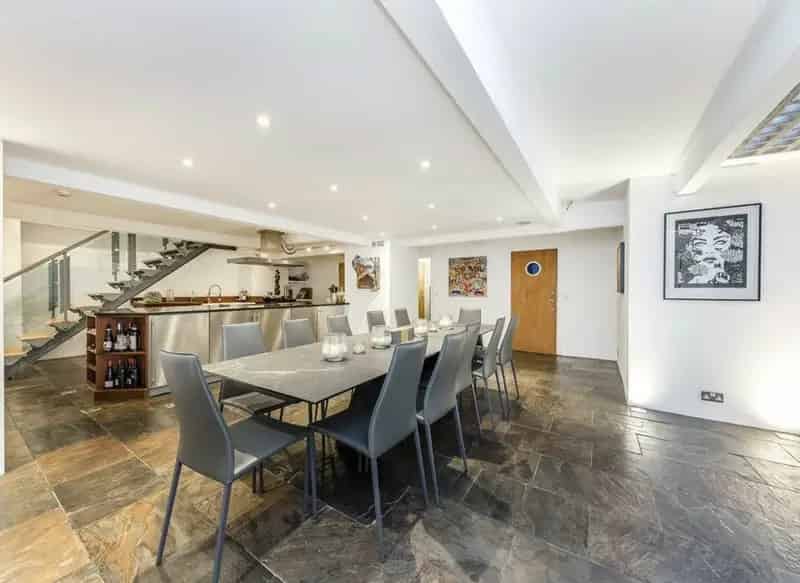 Warehouse Conversion Shoreditch 2300 sq ft 3 Floors
