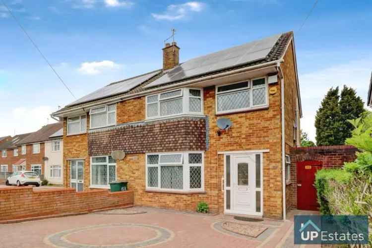 3 bedroom semi-detached house to rent
