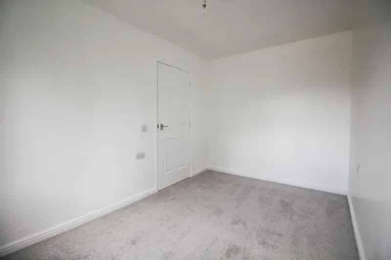2 Bed House for Sale Manchester - Refurbished with Parking