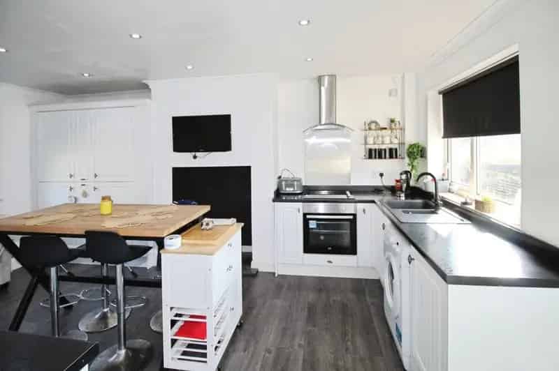 3 Bedroom Mid Terrace House for Sale Morley West Yorkshire
