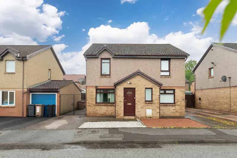 Semi Detached House in Bridge of Don
