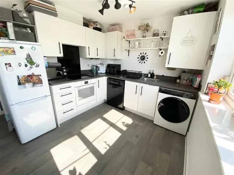 2 Bedroom Apartment for Sale