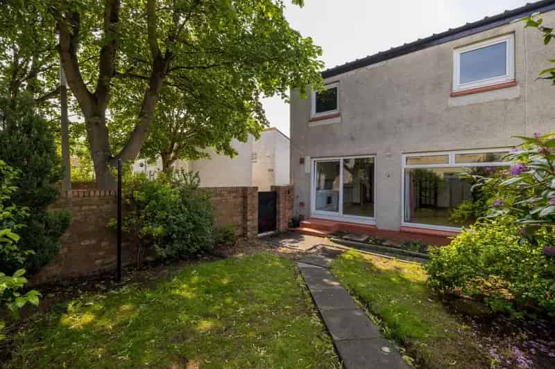 2 Bedroom End of Terrace House for Sale in Edinburgh