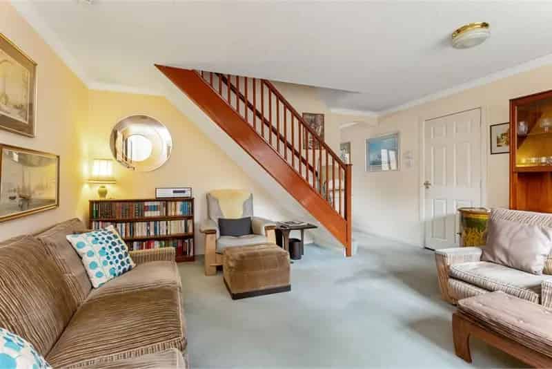 3 Bed House - Semi Detached with 1 Reception Room