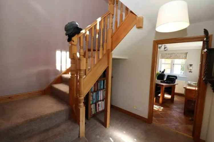 3 Bed Detached House with Cattery Business 1.2 Acres