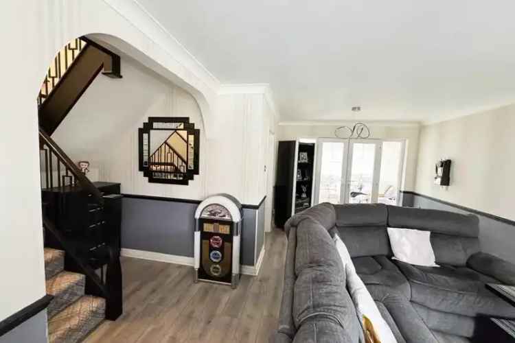 5 Bedroom Detached House For Sale Denton