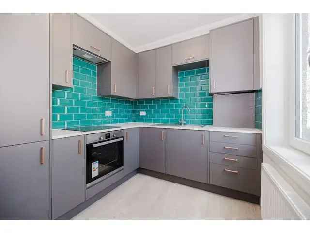 2 Bedroom Detached House for Sale in Corstorphine