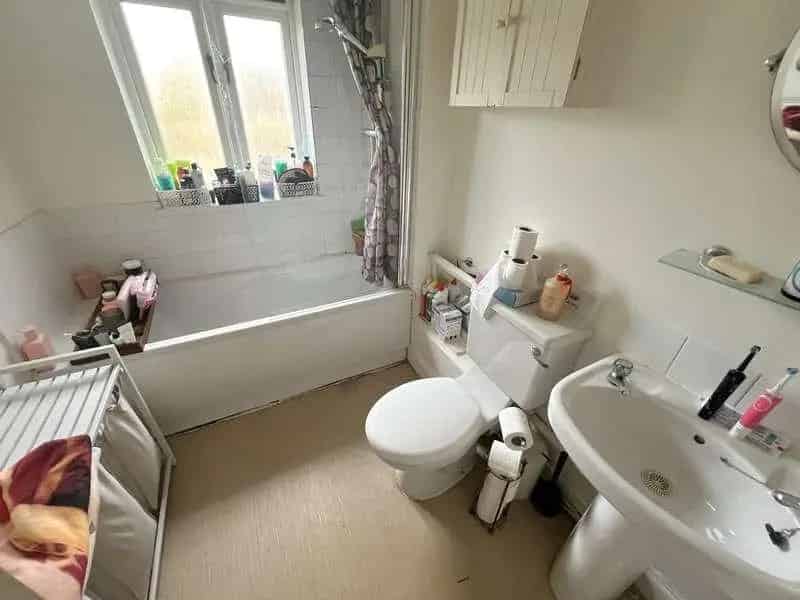 2 Bed End Terrace House For Sale No Chain