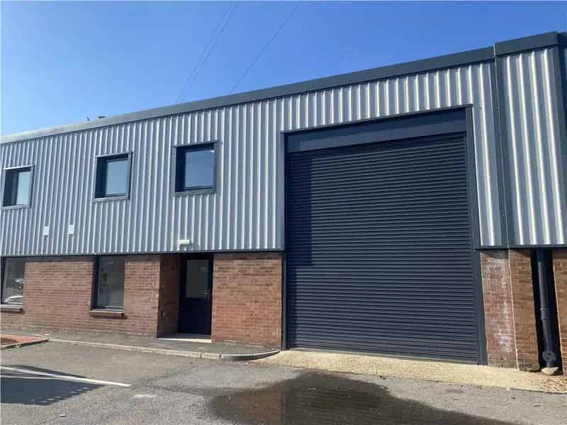 Industrial Warehouse Units Steel Frame Construction