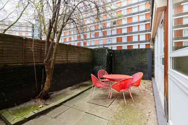 3 bedroom  Flat for sale, London, SE5