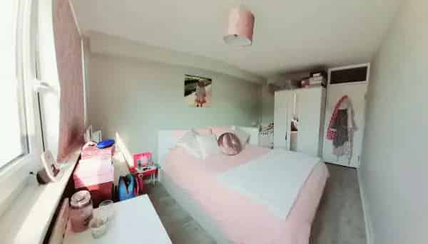Large One Bedroom Flat Hammersmith Great Location Balcony Storage