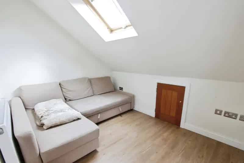 1 Bedroom Flat To Let Near Hospitals Universities