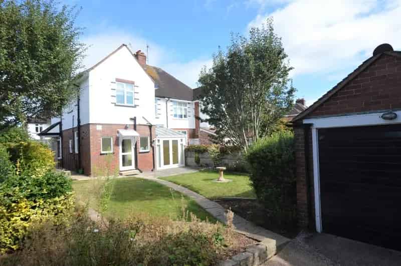 3 Bed Semi-Detached House For Sale