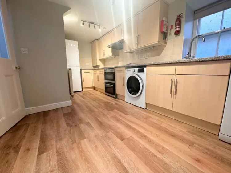 4 Bedroom Grade II Listed Georgian Home Zero Deposit Available