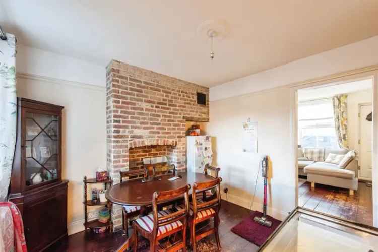 3 Bedroom Terraced House Near Bury St Edmunds Town Centre