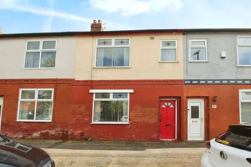 3 Bedroom Mid Terrace House Ashton-on-Ribble Ideal Investment