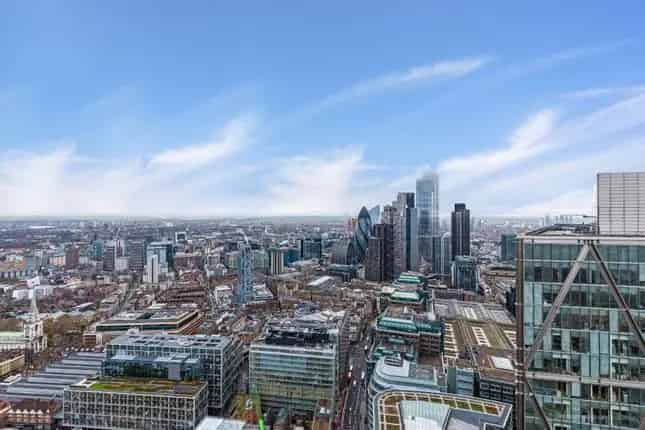 Luxury Shoreditch Penthouse Apartment Breathtaking Skyline Views