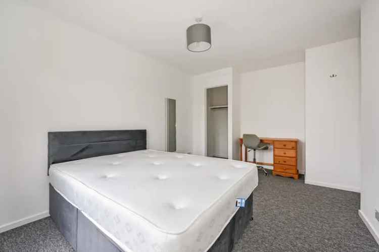 1 Bedroom Flat To Rent Available Now