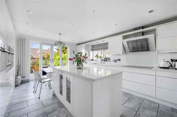 House For Sale in Leeds, England