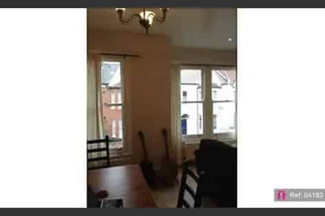 2 Bed Flat Tooting Common 60m2 Modern Flat Professionals
