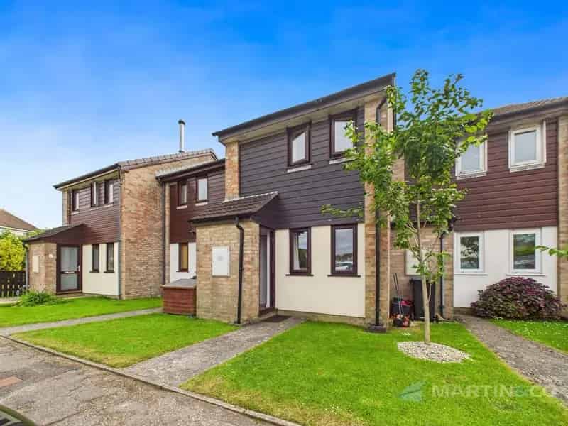 2 Bedroom Terrace House for Sale