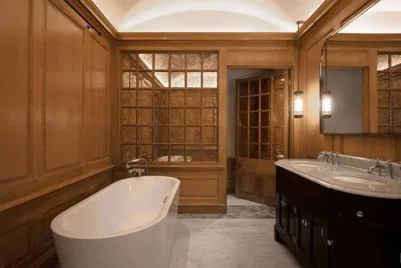 Luxury 5-Bedroom River Thames House