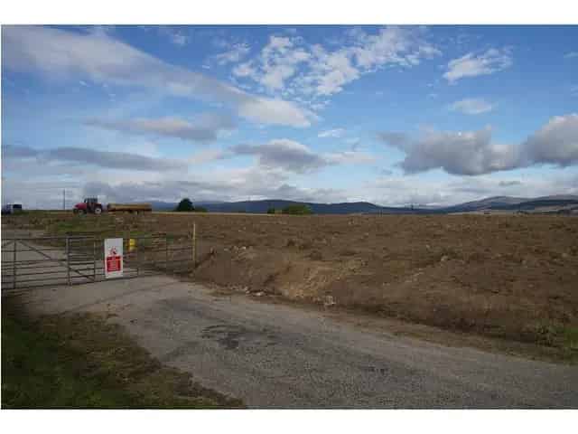 Plot for Sale with Full Planning Permission Near Newhall Point