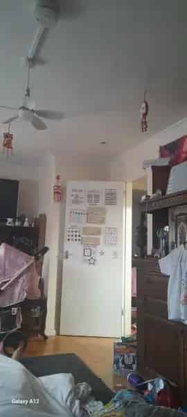 4 Bed House Big Kitchen Large Front Room XLarge Bedroom