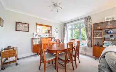 Bungalow For Sale in Launceston, England