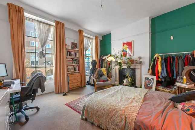 Terraced house for sale in Philpot Street, London E1