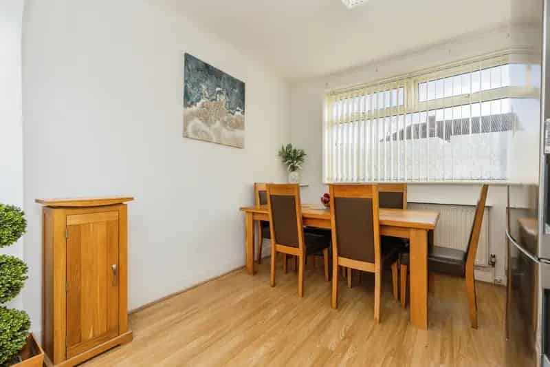 Stunning 2-Bedroom Semi-Detached Home with Garden and Parking