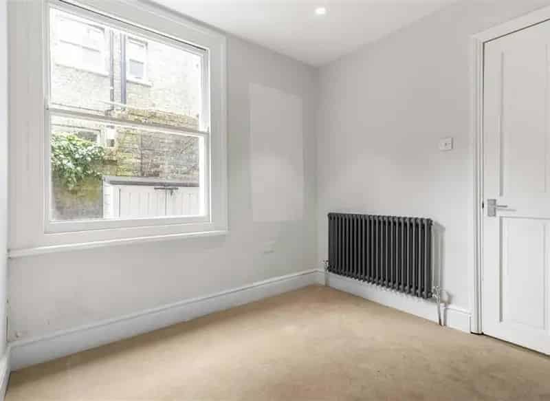 2 Bed Ground Floor Flat Erlanger Road  100ft Garden New Cross