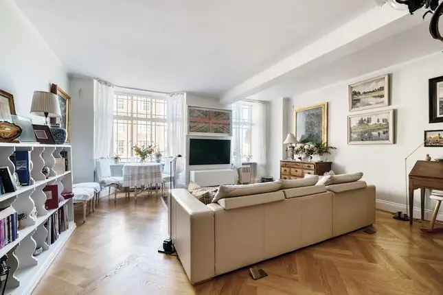 4 Bedroom Apartment for Sale in Queensway London W2