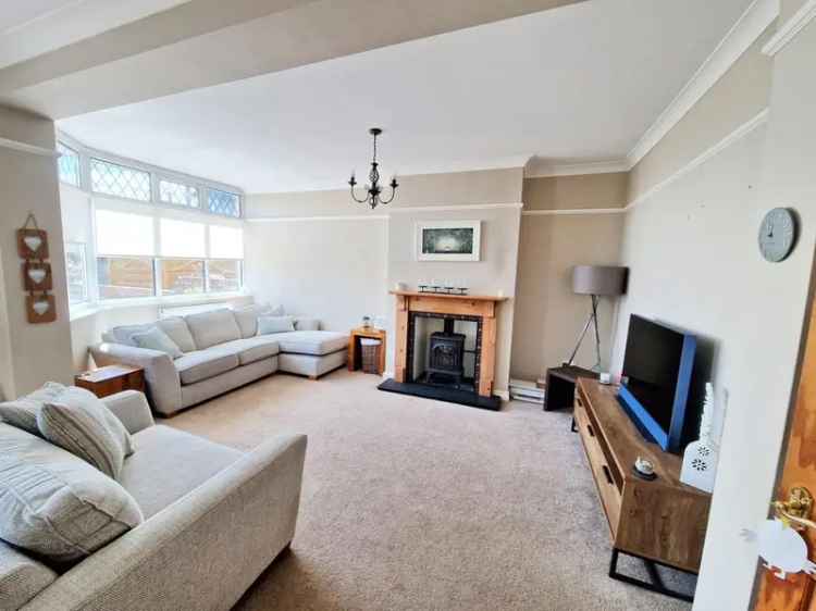 3 Bedroom House For Sale in Nottage Porthcawl