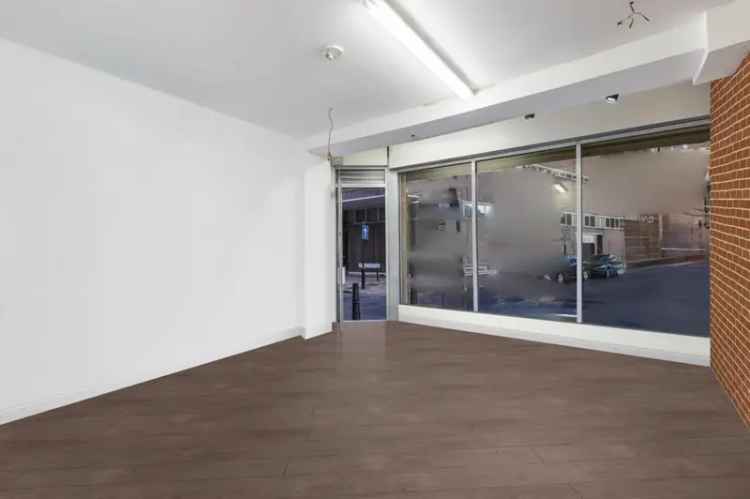 Commercial Property for Lease in London 264 sq ft