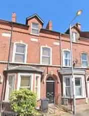 Large Furnished Terrace Home Near Queens University and City Centre