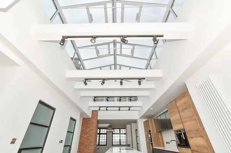 3 Bedroom Apartment for Sale in Victorian Building