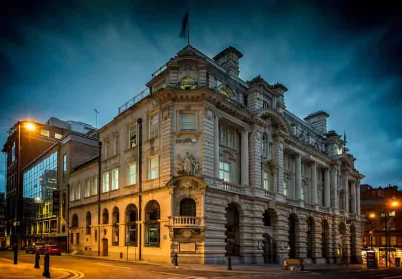 Manchester Serviced Offices: Flexible Private Suites for 3-95 People
