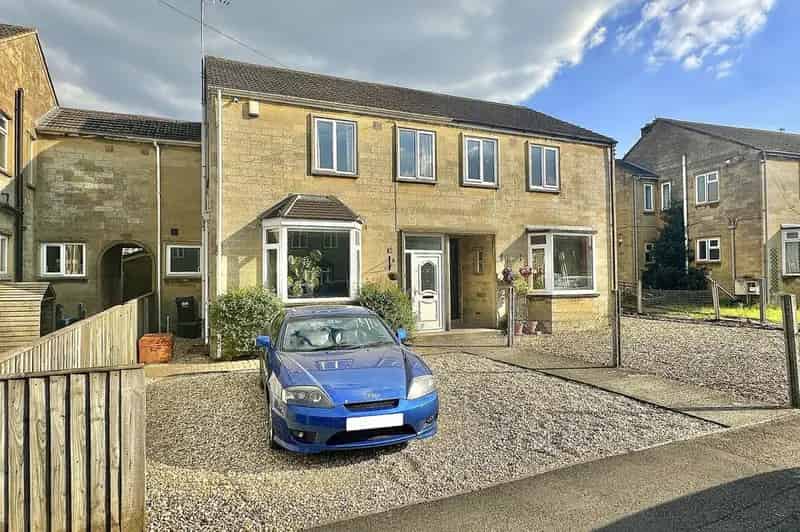 3 Bedroom Semi Detached House for Sale in Combe Down