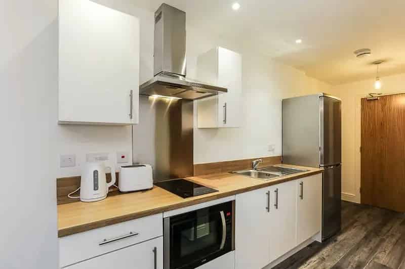 Furnished Studio Flat to Rent Sheffield City Centre S1 Zero Deposit