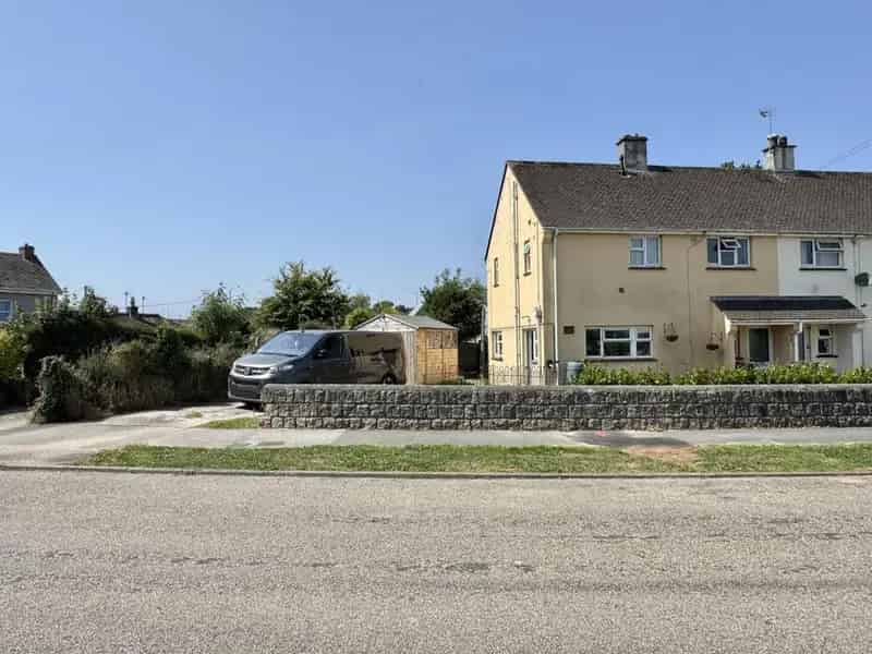 3 Bedroom Semi-Detached House for Sale near Truro City Centre