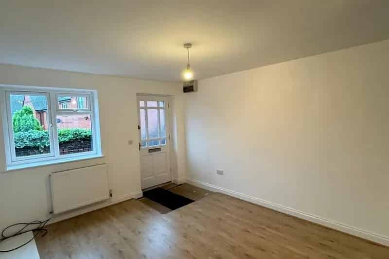 One Bedroom Apartment Kidderminster Town Centre