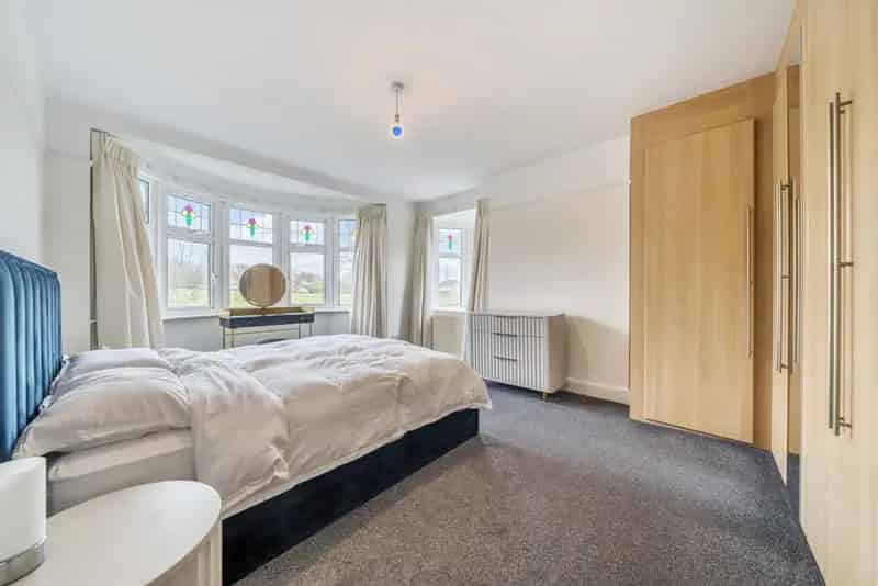 Five Bedroom Semi-Detached Home Cannon Hill