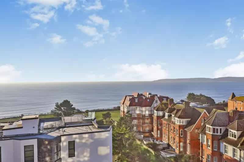 2 Bedroom Sea View Apartment for Sale