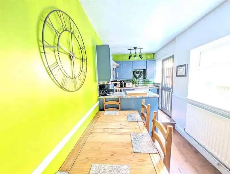 3 Bed Terraced House for Sale Near Town Centre