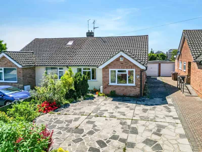 2 Bedroom Semi-Detached Bungalow for Sale
