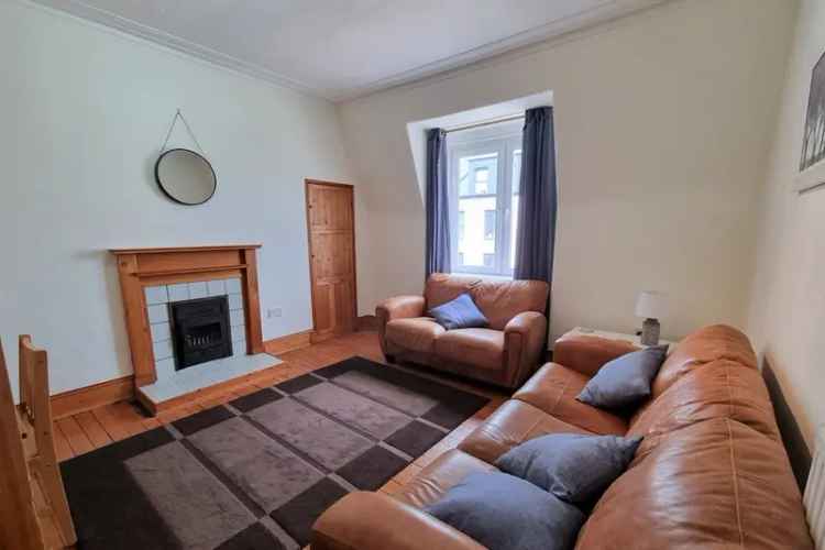 2 Bed Furnished Flat Top Floor Gas CH D Glazing Parking Garden