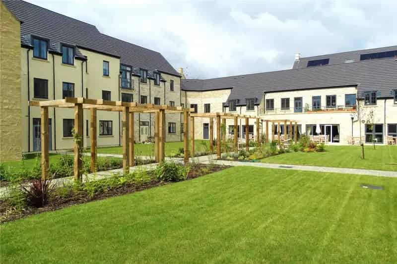 1 bedroom flat/apartment in Cheltenham