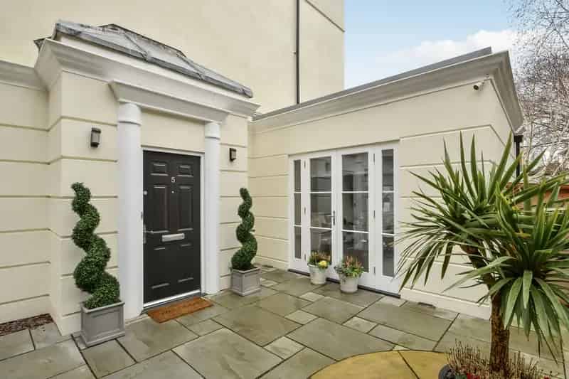 4 Bedroom Townhouse Southsea Hampshire