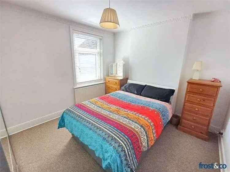 2 Bed Flat and Shop Office for Sale